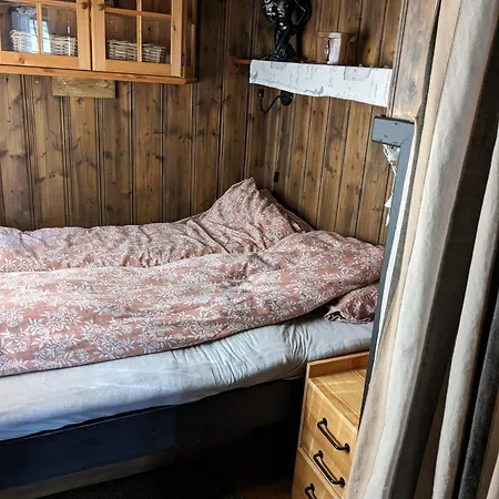 Turibu - Cabin In A Nice Hiking And Skiing Area 康斯博